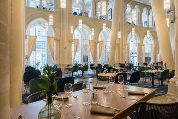 ホテル Mercure Poitiers Centre