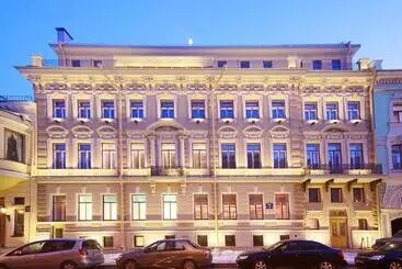 ホテル Domina St. Petersburg