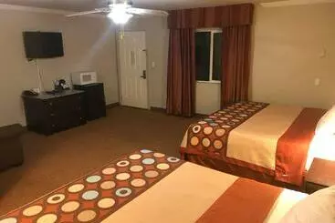 Отель Global Inn