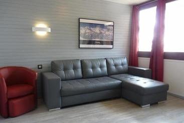 آپارتمانهای توریستها Charmant T2 Rénové Avec Balcon Sud Et Vue Pistes Au Cœur De Plagne Bellecôte Fr 1 351 108