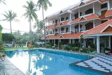 هتل The Sanctum Spring Beach Resort