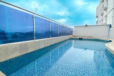 Hotel On Vacation Tower