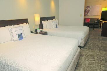 هتل Springhill Suites Houston Pearland