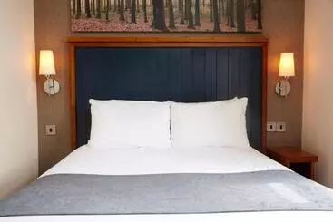 Otel White Rabbit By Chef & Brewer Collection