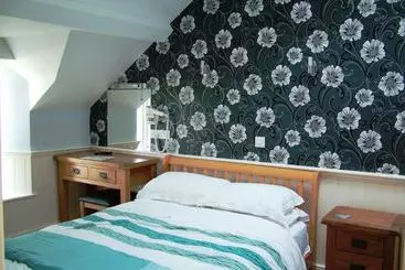هتل Glenholme Apartments