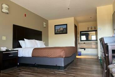فندق Yosemite Sierra Inn