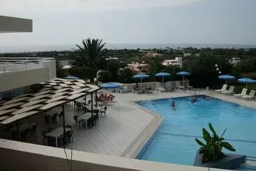 Iris Hotel