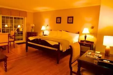 Апарт-отель St Sauveur Lovely Studio