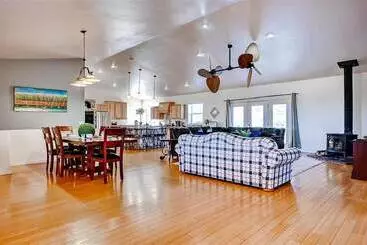 一軒屋 Bryce Country Cabins