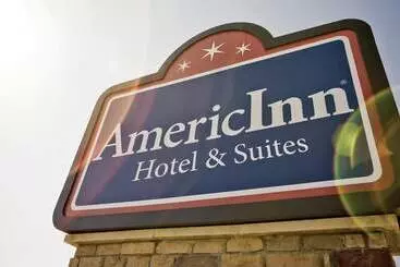 ホテル Americinn By Wyndham Madison Sd