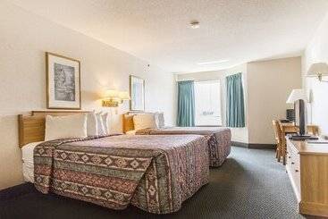 Отель Ameriway Inn And Suites
