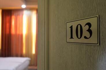 호텔 Yerevan Deluxe