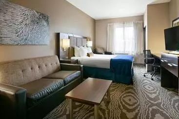 Best Western Plus Williston Hotel & Suites
