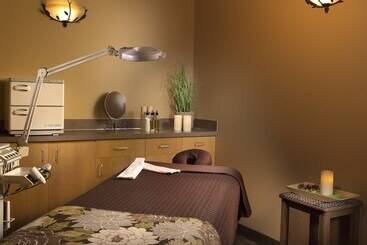 Icicle Village Resort