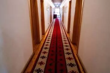 Natyral Razma Resort