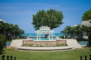 Devasom Hua Hin Resort