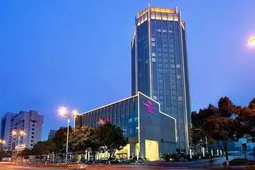 Отель Crowne Plaza Zhenjiang, An Ihg