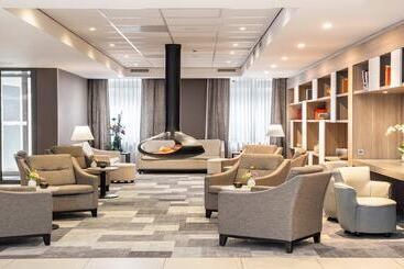 בית מלון כפרי Holiday Inn Express The Hague   Parliament, An Ihg