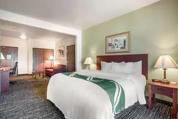 Szálloda Quality Inn Parsons North