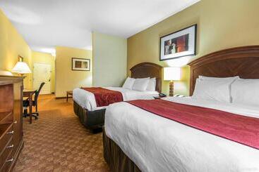 فندق Comfort Suites South Point  Huntington
