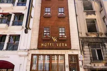 هتل Vera