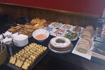 فندق فئة نجمة واحدة Pensión Santa Clara