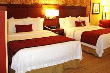 Отель Courtyard By Marriott Hagerstown