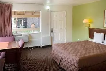 モーテル The Whiskey Inn  Pendleton