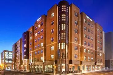 فندق Courtyard By Marriott Syracuse Downtown At Armory Square
