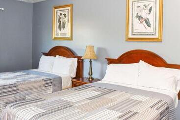 Magnuson Hotel Extended Stay Canton Ohio