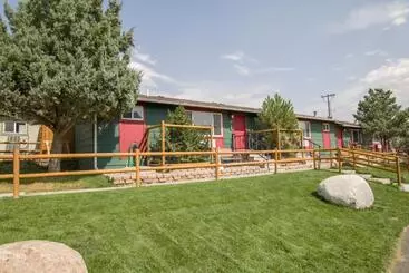 בית מלון כפרי Yellowstone Gateway Inn