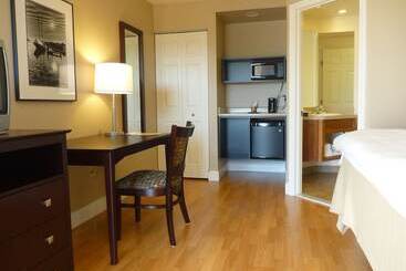 Yankee Clipper Motel