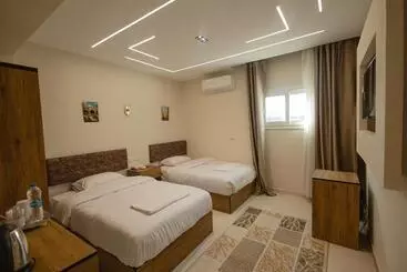 مُتل The View Pyramids