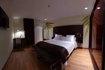 فندق Eguren Ugarte