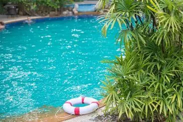 Hotel The Viridian Resort   Sha Plus