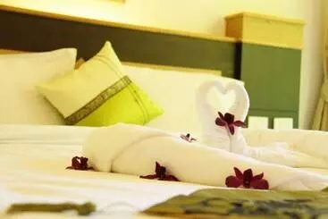 Hotel Yindee Residence