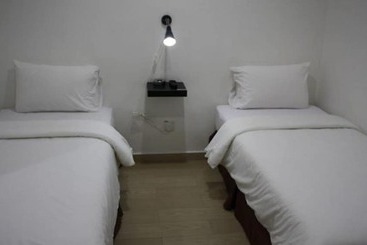 Hotel Dynasty Inn Wakaf Che Yeh