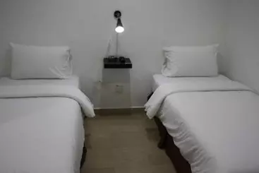 Отель Dynasty Inn Wakaf Che Yeh