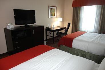 فندق Holiday Inn Express Kenedy By Ihg