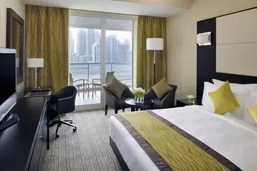 Mövenpick Hotel Jumeirah Lakes Towers Dubai