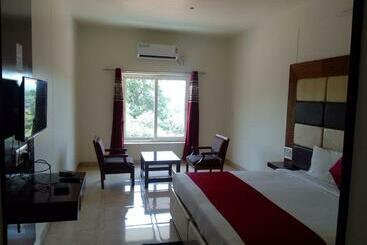 Bed and Breakfast New Rajadarsan