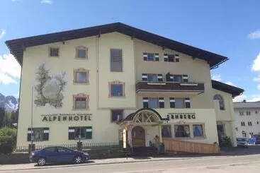 Alpenhotel Ernberg