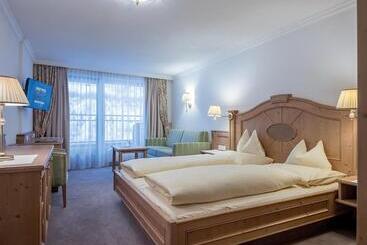 هتل آپارتمان Alpenland