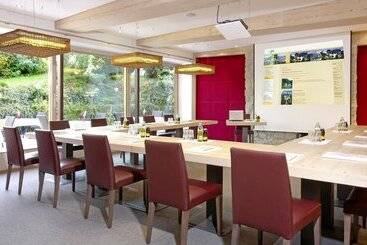 Отель Maximilian