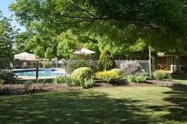 מוטל Mansfield Valley Motor Inn