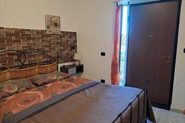 צימר Camera Dell Antico Arco Romano