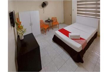 Hotel Oyo 840 Orangenest Apartelle