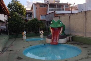 Pensió Pousada Reserva Central