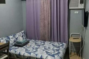 בית מלון כפרי Mack S Awesome Place 24