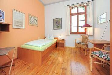 בית מלון כפרי Pension Altes Posthaus